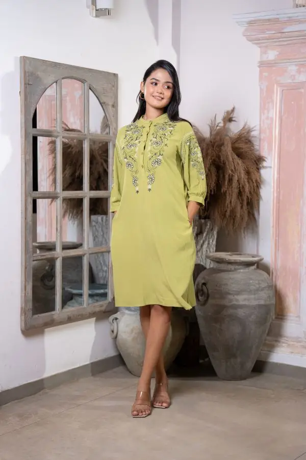 Floral Embroidered Short Dress - Image 4