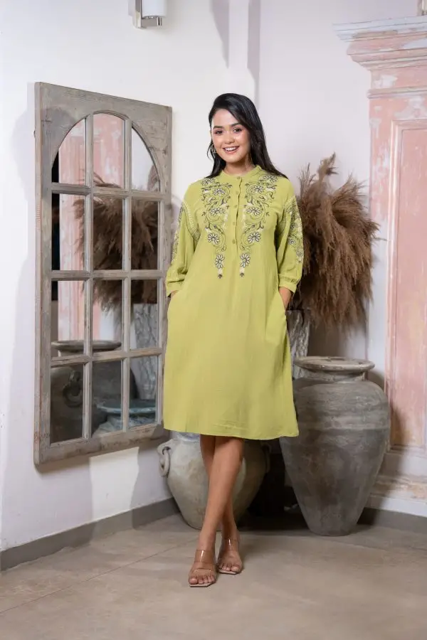 Floral Embroidered Short Dress - Image 2