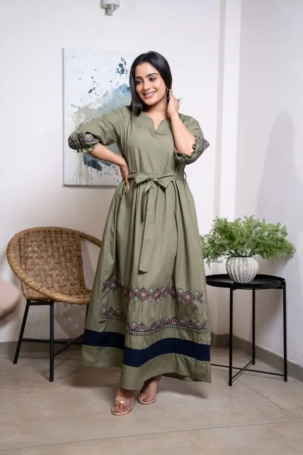 Front Tie-Up Contrast Embroidery Maxi Dress - Image 4