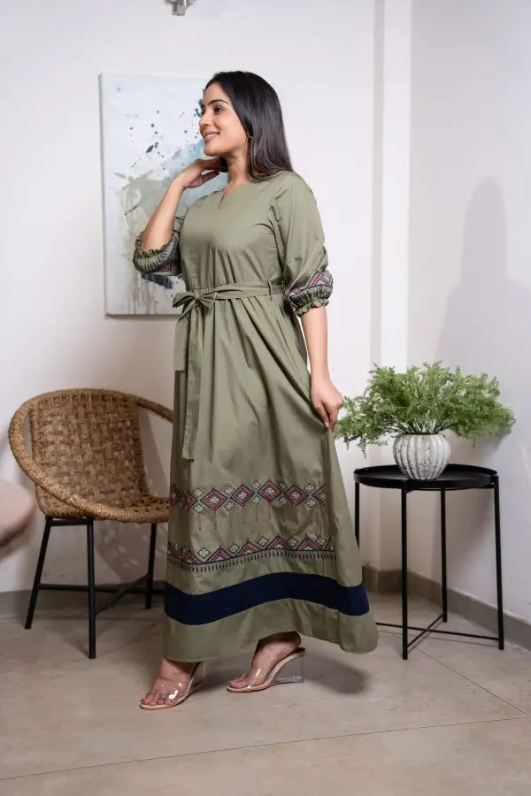 Front Tie-Up Contrast Embroidery Maxi Dress - Image 5