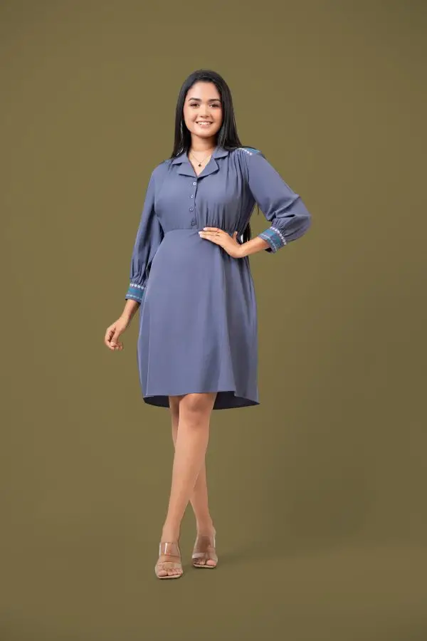 Yoke & Cuff Embroidered Front Slit Short Dress - Image 3