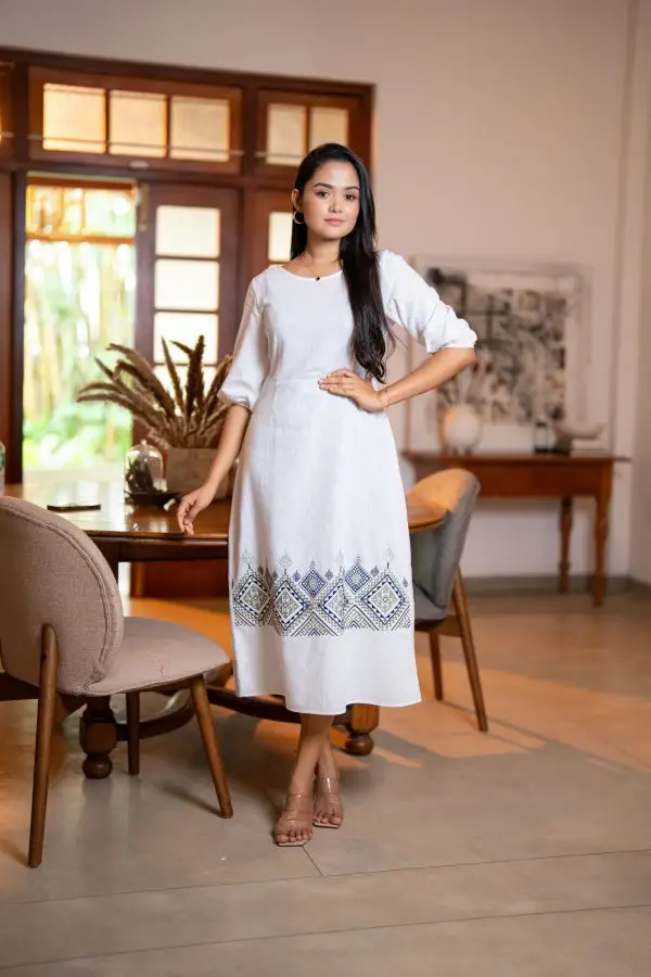 Geometric Embroidered Midi Dress - Image 3