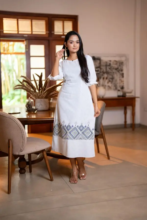 Geometric Embroidered Midi Dress - Image 2