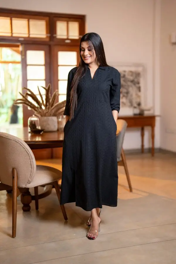 Collared Front Slit Cut Lawn Dress - Image 3