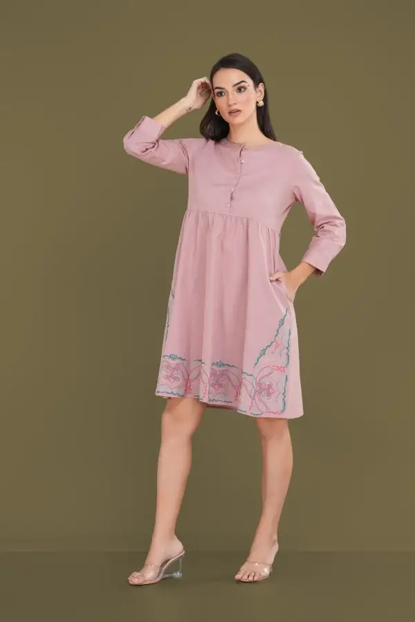 Embroidery Detailed Short Dress - Image 3