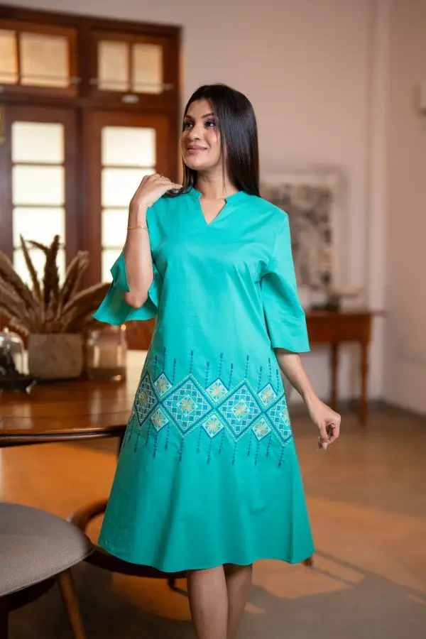 Embroidered Frilled Sleeve Short Dress - Image 4