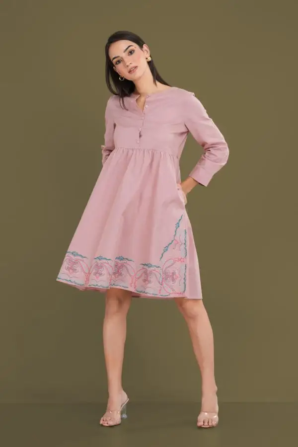 Embroidery Detailed Short Dress - Image 4