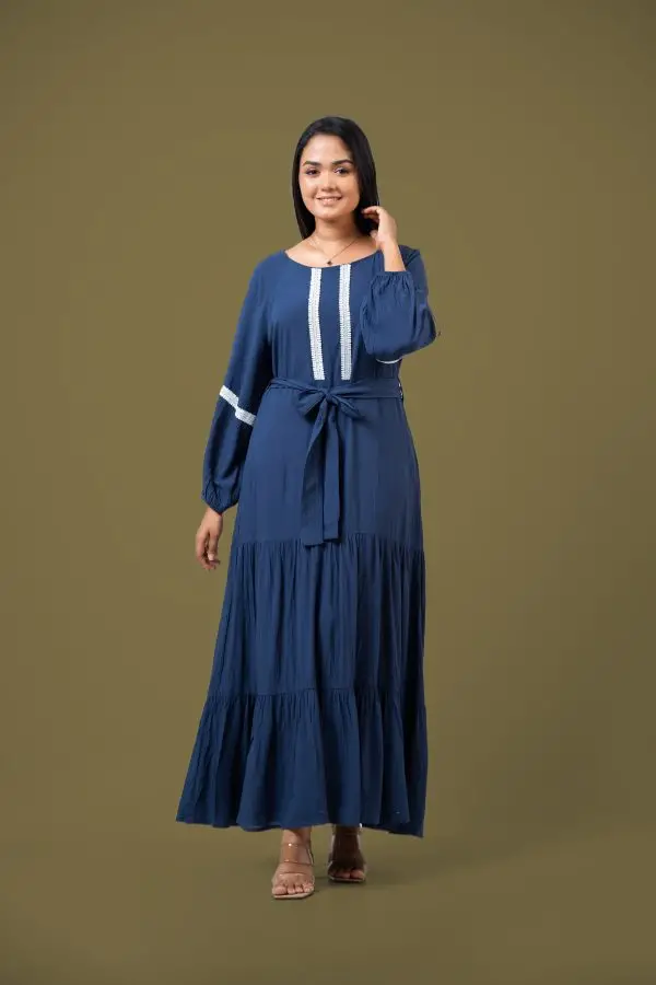 Lace Detail Front Tie-up Maxi Dress - Image 3