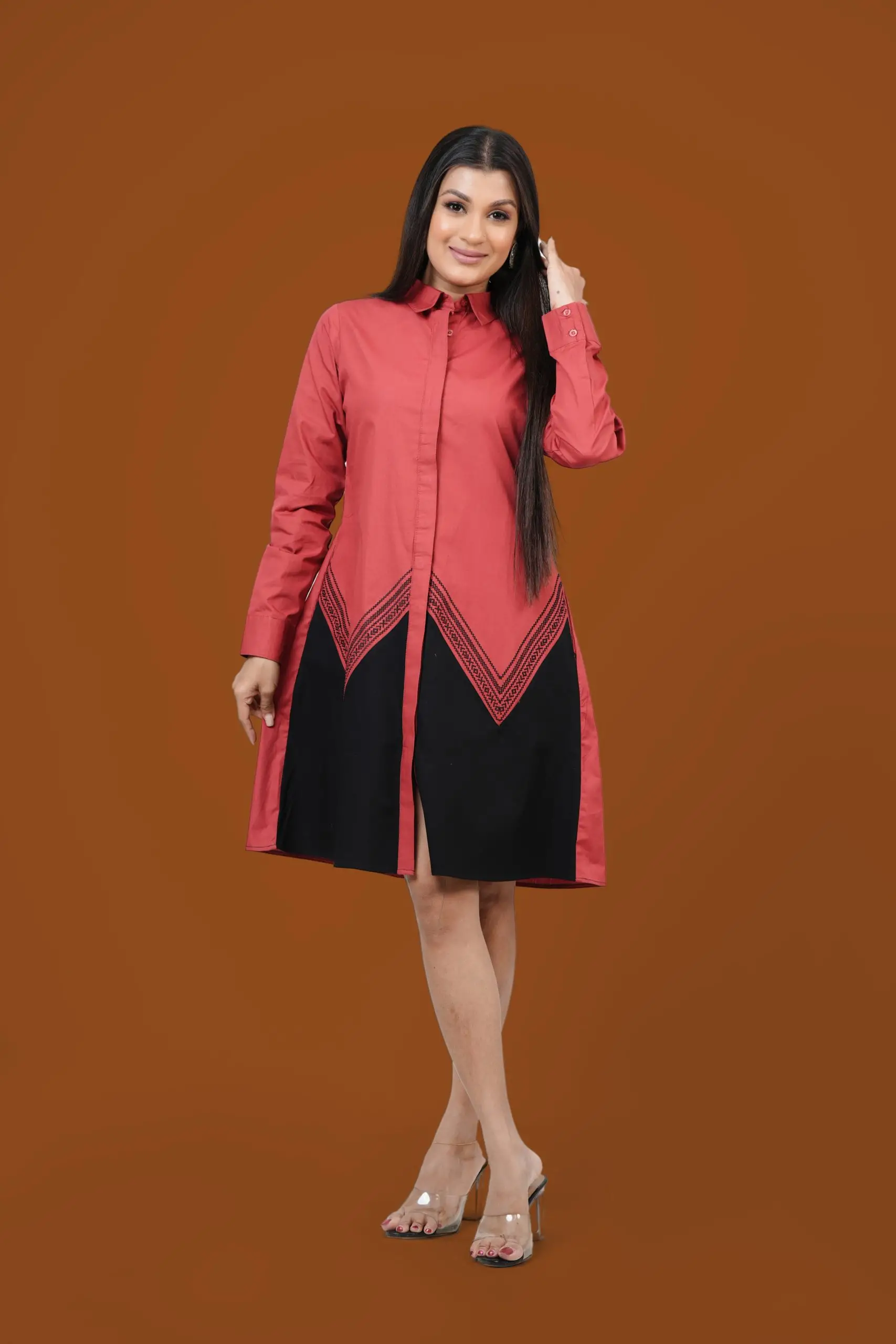 Embroidered Colour Block Short Dress - Image 2