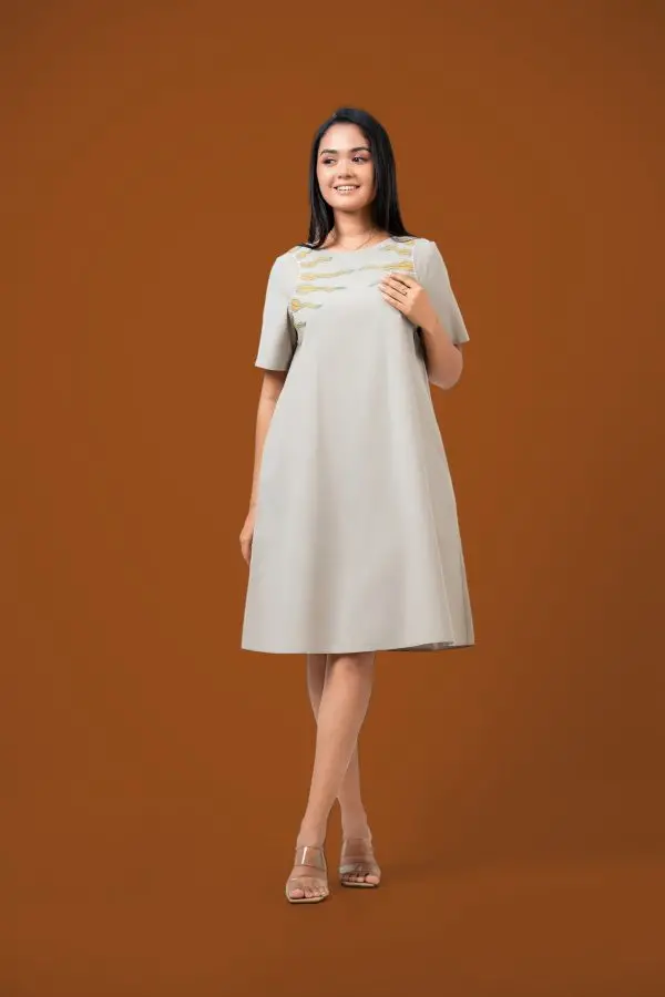 Loose Fitted Embroidery Tent Dress - Image 4