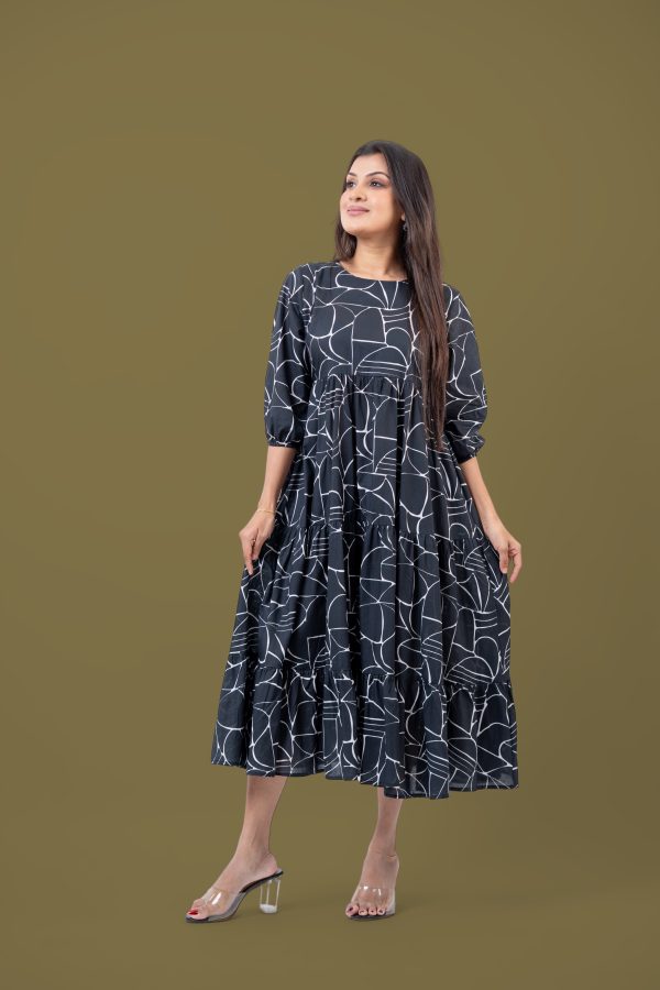 Abstract Printed Tiered Midi Dress - Image 4