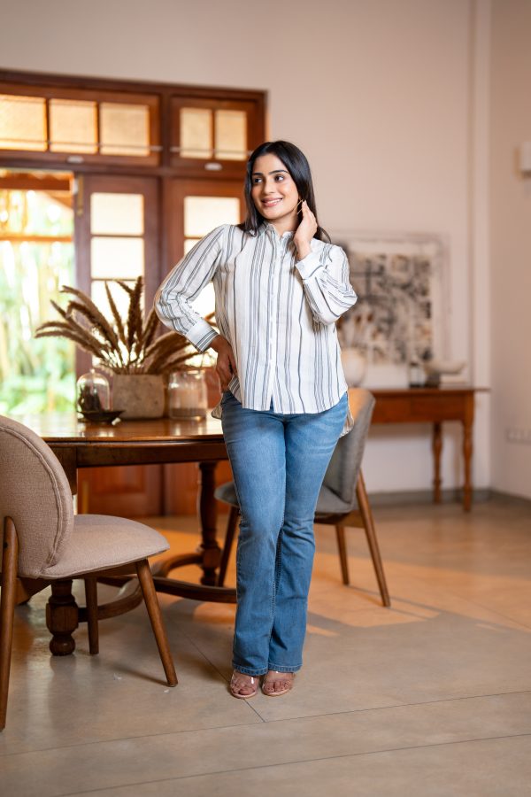 Monochrome Stripe Printed Shirt - Image 4