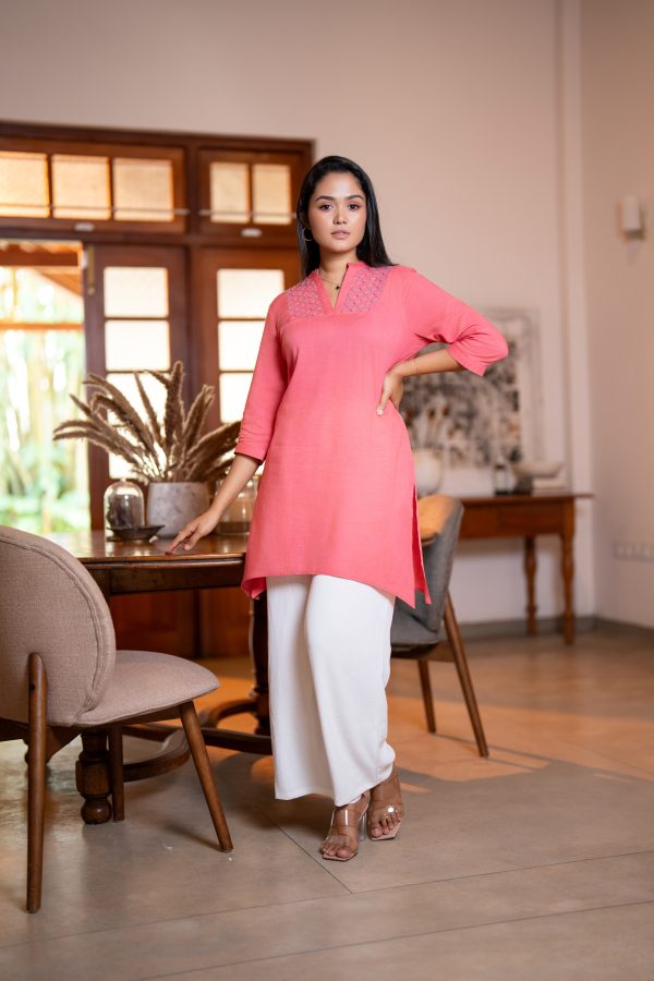 Grid embroidery detail Curved Hem Kurta Top - Image 5