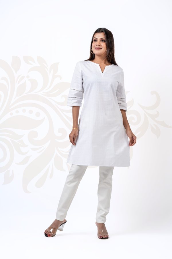 Sleeve Lace Detail Notch Neck Kurta Top - Image 4