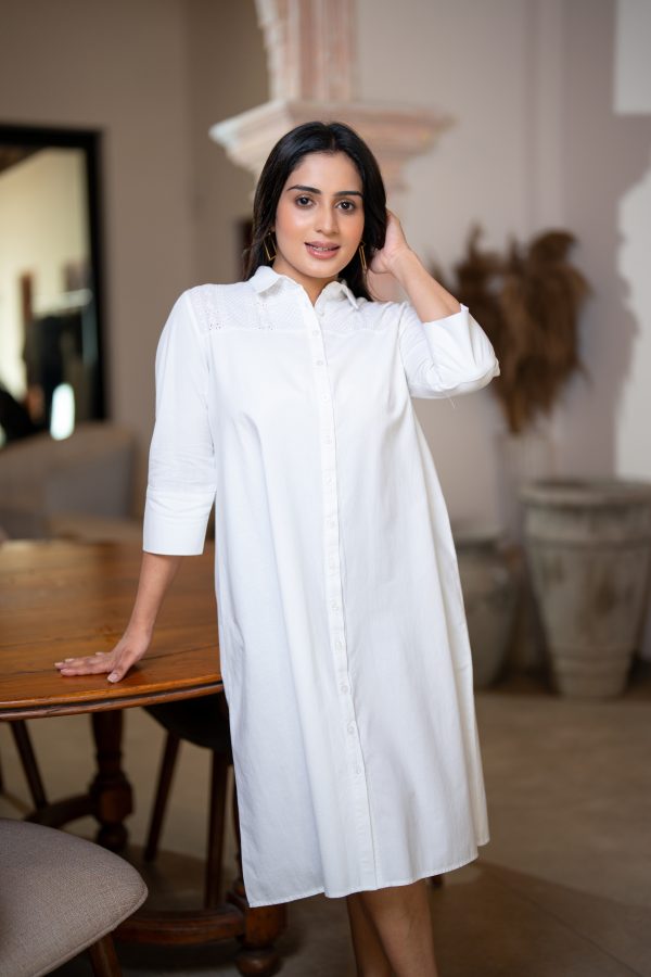 Cutlawn Detailed Button Up Midi Dress - Image 4
