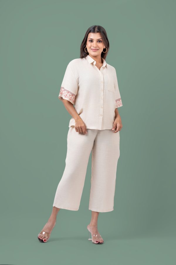 Loose Fitted Shirt and Three-Quarter Pants Set - Image 5