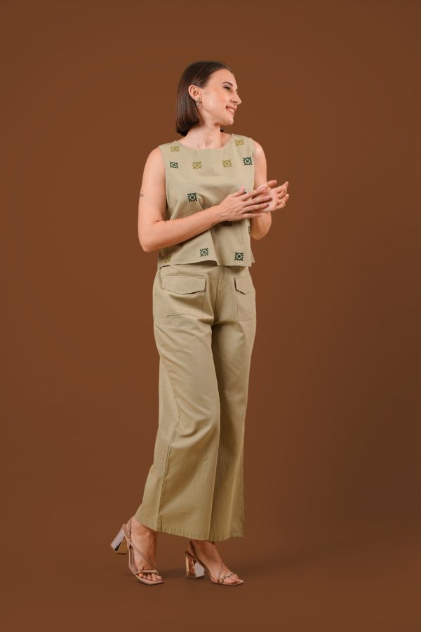 Embroidered Casual Sleeveless Top and Pants Set - Image 2