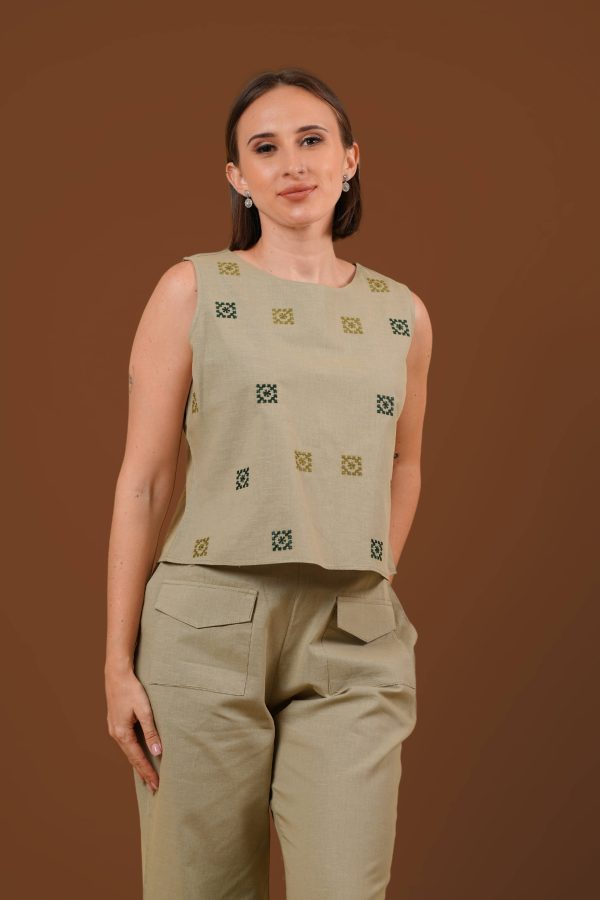 Embroidered Casual Sleeveless Top and Pants Set - Image 4