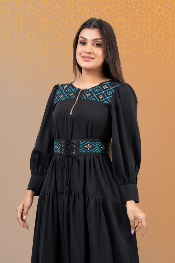 Embroidered Corset Belt Detail Maxi Dress - Image 5