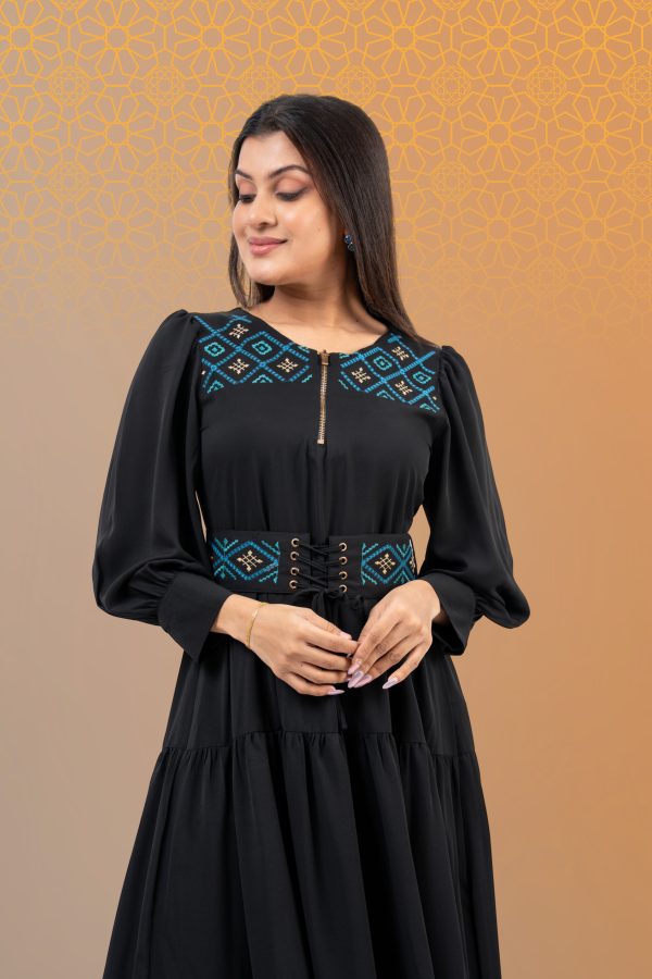 Embroidered Corset Belt Detail Maxi Dress - Image 3