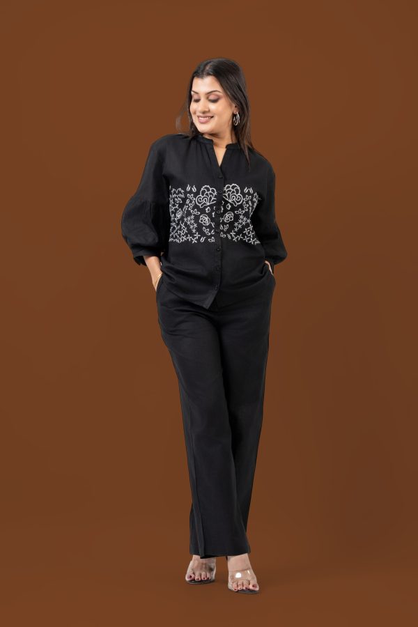 Embroidered Linen Top and Pants Set - Image 4