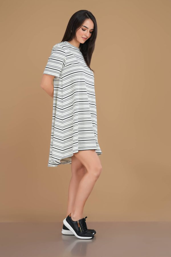 Oversized Stripe Print Short T-Shirt Dress - Image 4