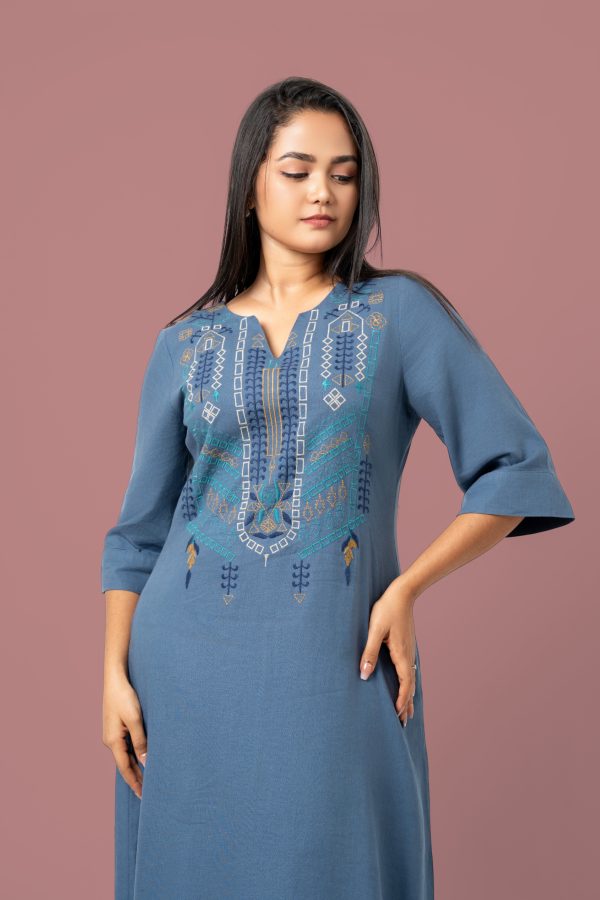 Geometric Embroidered Maxi Dress - Image 2