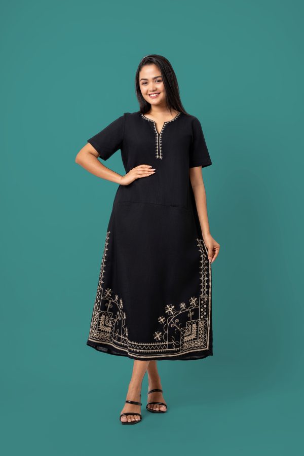 Embroidered Notch Necked Maxi Dress - Image 5