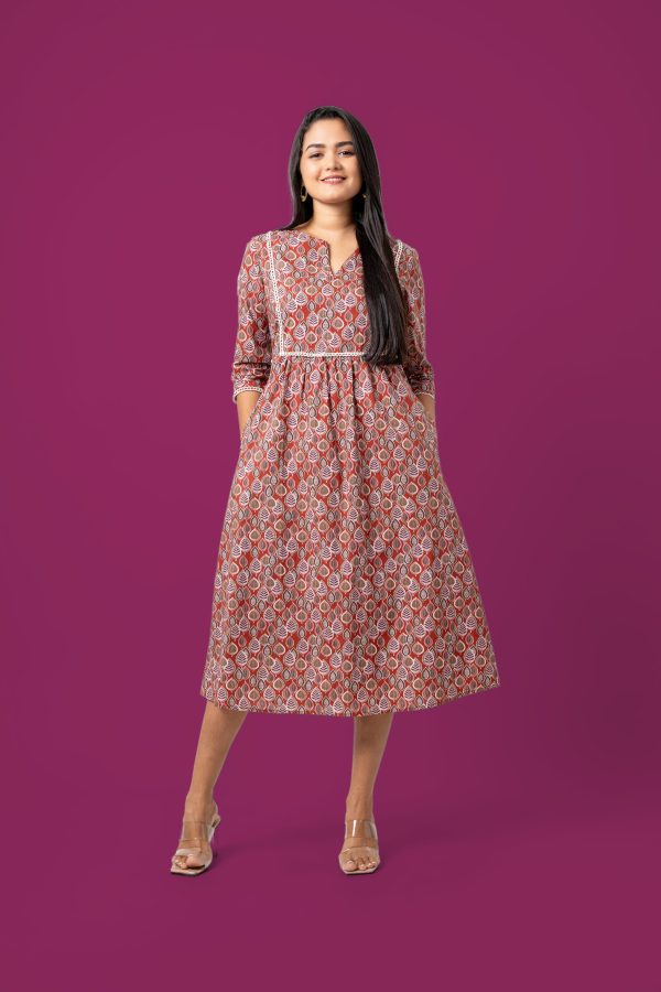 Leaf Patterned Lace Detail Midi Dress - Image 5