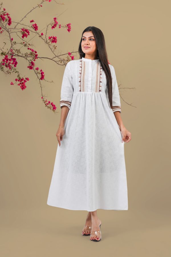 Tassel Embroidery Detail Maxi Dress - Image 3