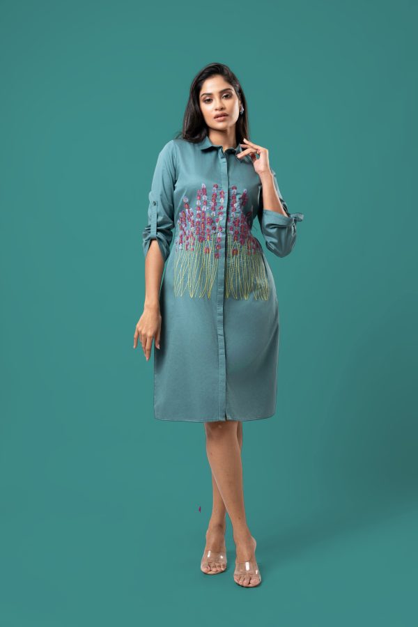 Floral Embroidery Detailed Short Shirt Dress - Image 3