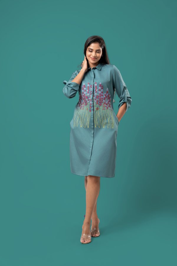 Floral Embroidery Detailed Short Shirt Dress - Image 5