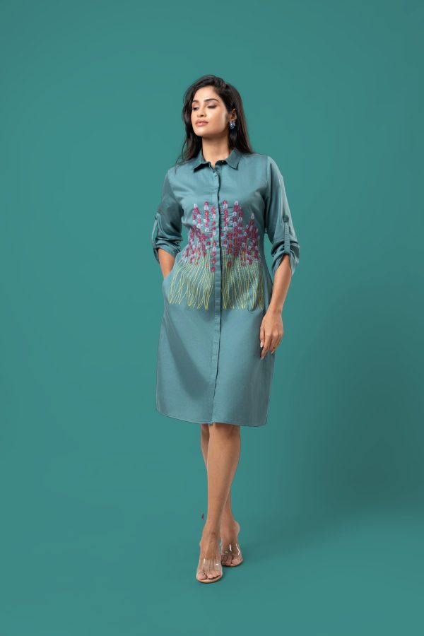 Floral Embroidery Detailed Short Shirt Dress - Image 4