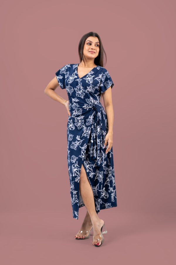 Floral Patterned Front Twist Detail Midi Dress - Image 3