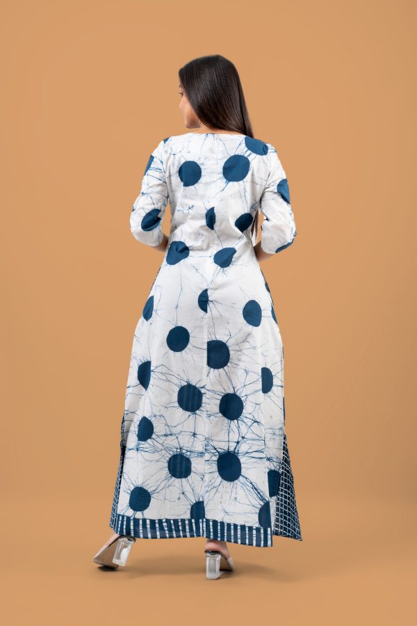 Geometric Patterned Batik Maxi Dress - Image 5