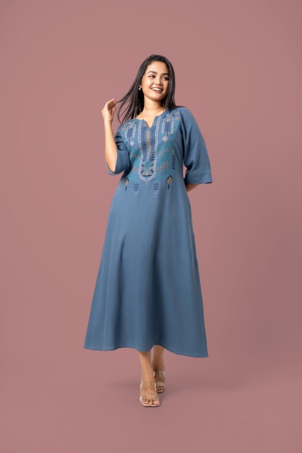 Geometric Embroidered Maxi Dress - Image 4