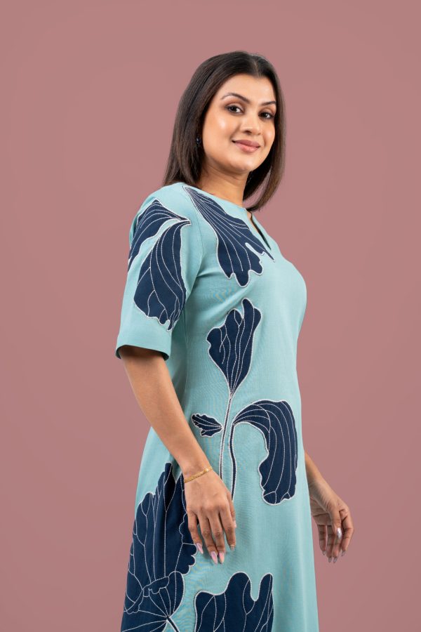 Floral Applique Detail Midi Dress - Image 2