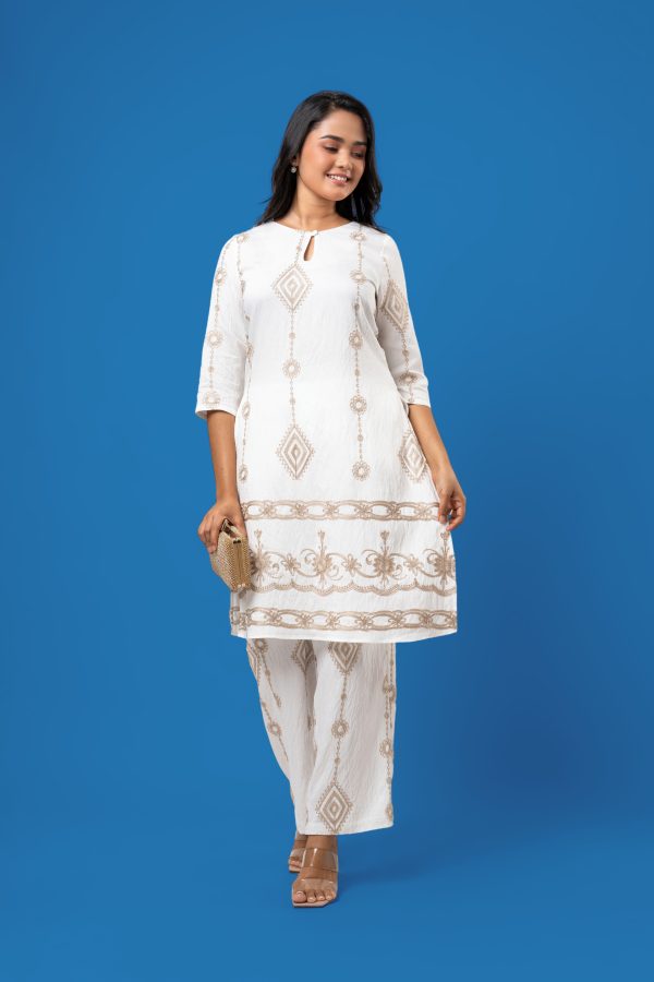 Keyhole Detail Kurta Top and Pants Set - Image 3