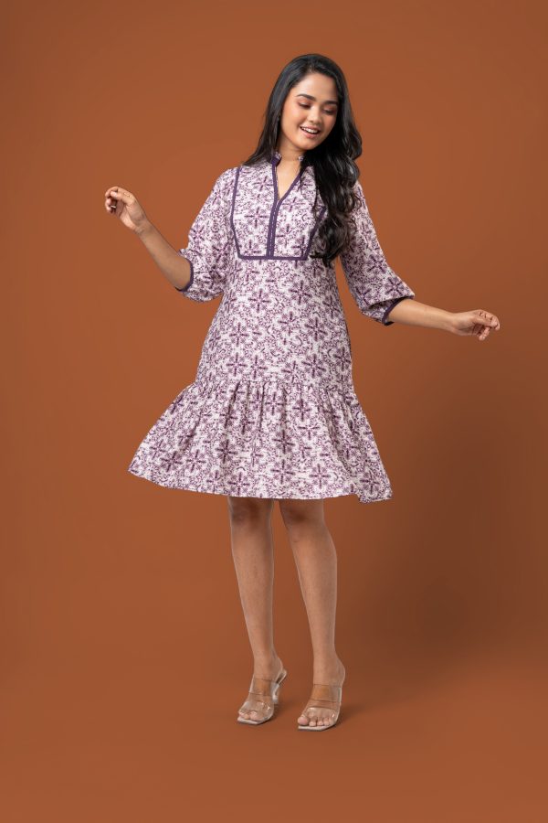 Contrast Piping Detail Tiered Short Dress - Image 6