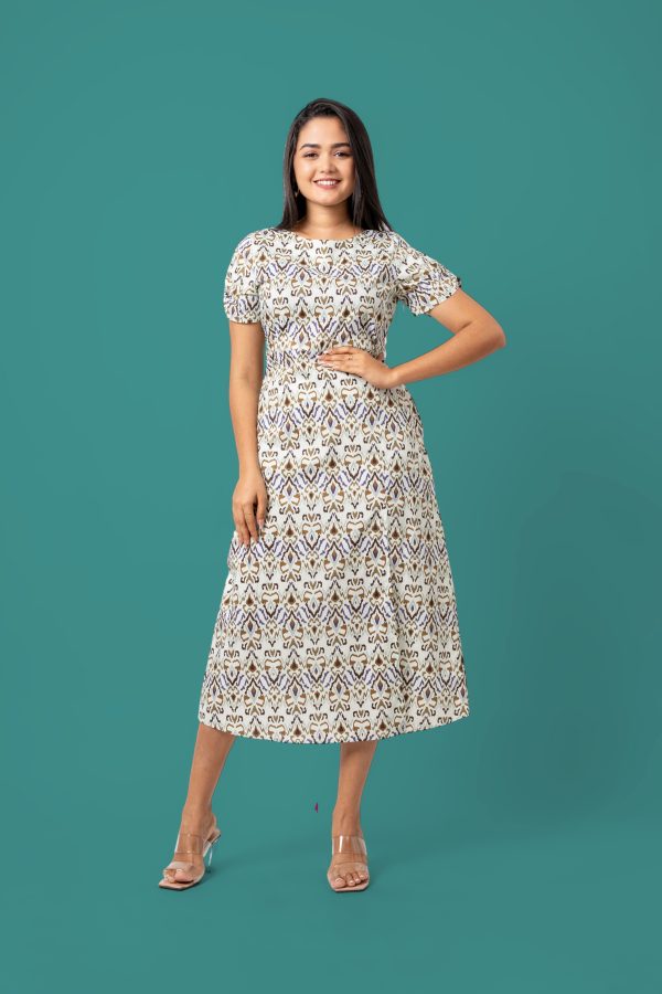 Abstract Patterned Front Slit Detail Midi Dress - Image 5