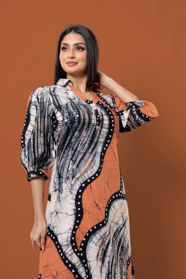 Abstract Patterned Batik Maxi Dress - Image 4