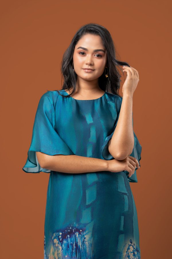 Abstract Patterned Bell Sleeve Maxi Dress