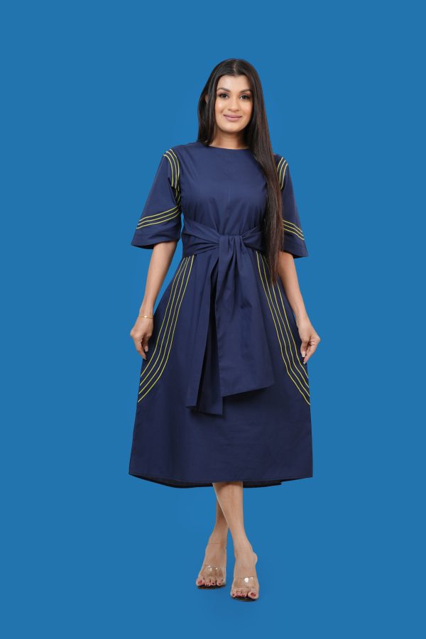 Front Tie-Up Detail Embroidered Midi Dress - Image 3