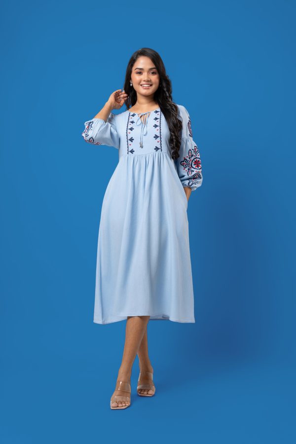 Front Tie-Up Detail Embroidered Midi Dress - Image 3