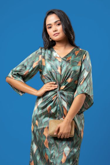 Front Twist Detailed Midi Dress