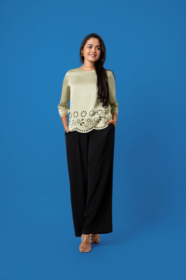 Floral Scallop Laser Cut Detail Top - Image 3