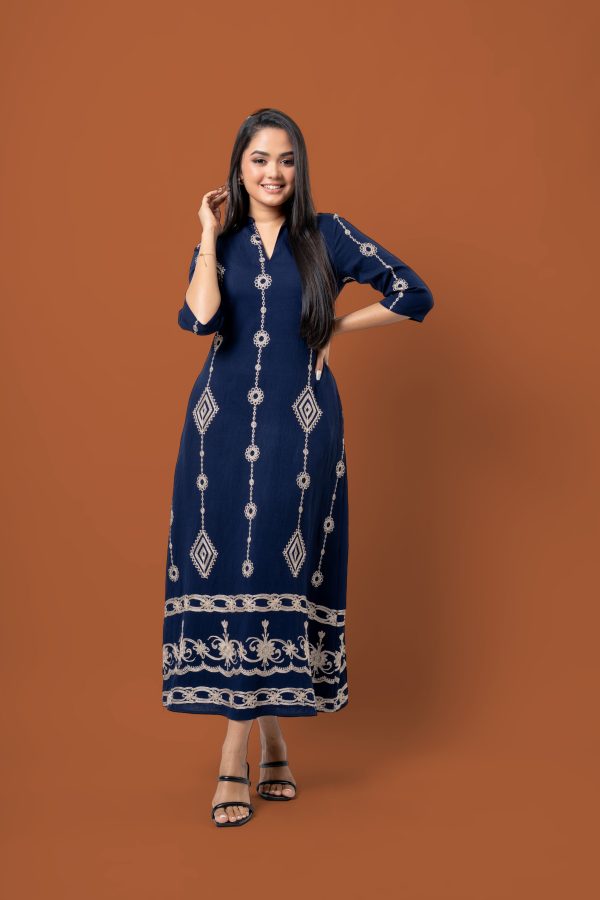 Metallic Embroidered Maxi Evening Wear Dress - Image 2