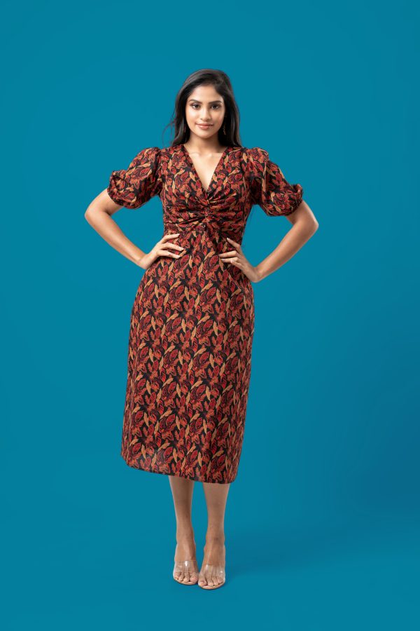 Front Crossover Twist Detail Midi Dress - Image 4
