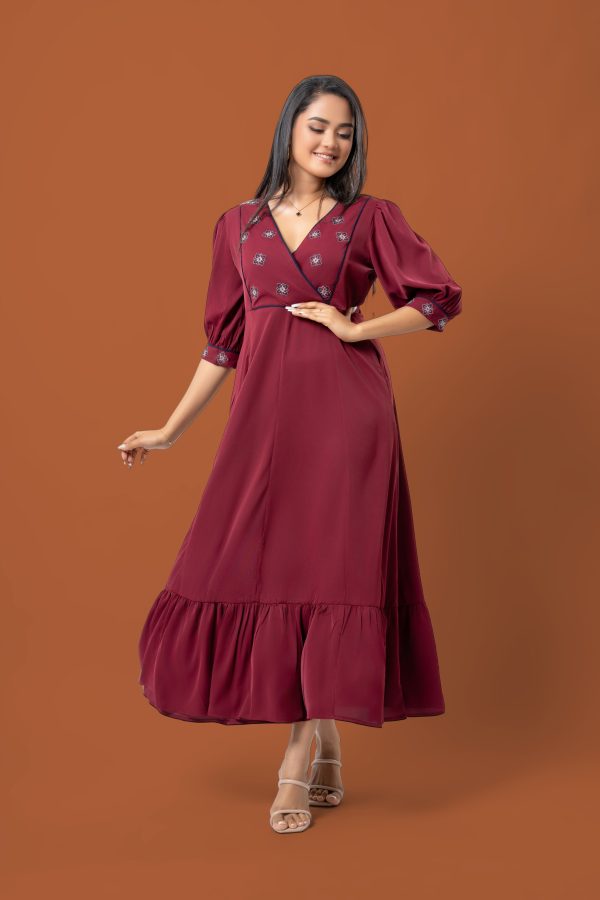 Embroidered Colourblock Piping Detail Maxi Dress - Image 4