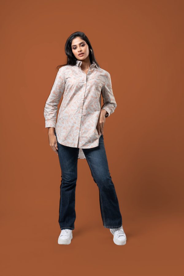 Leaf Patterned High-Low Hem Shirt Blouse - Image 3